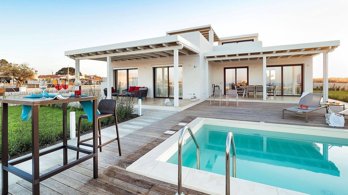 Reitani Villa | My Rental Homes - Villa Orietta just a short walk to the sea with garden and pool