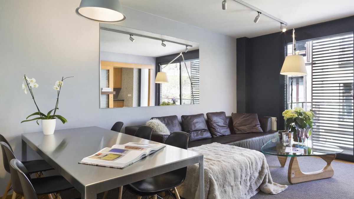 Sant Gervasi Apartment | My Space Barcelona 6 Apart. for 36 people with terraces and optional parking