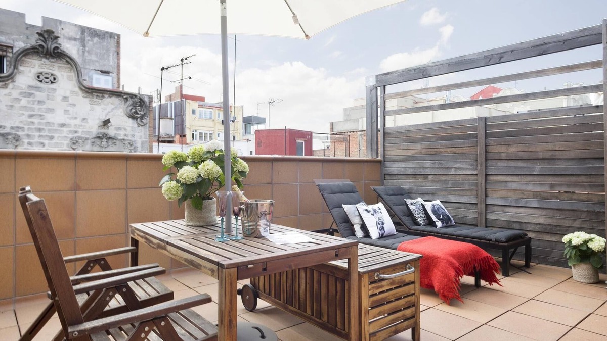 la Vila de Gracia Apartment | My Space Barcelona penthouse in Gràcia with terrace and pool for 6 pax