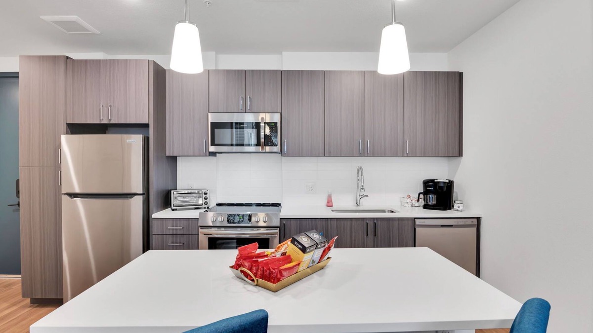 Jewell Heights - Hoffman Heights Apartment | My Sweet Rentals - 1B1B at Legacy