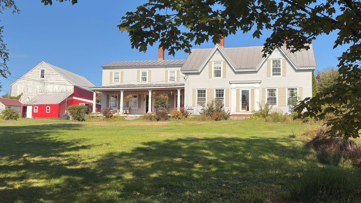 Oakland House | My Valhalla Farm