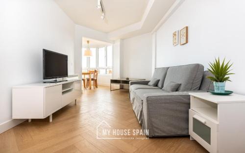 El Pison Apartment | MyHouseSpain - Primera línea de playa con parking