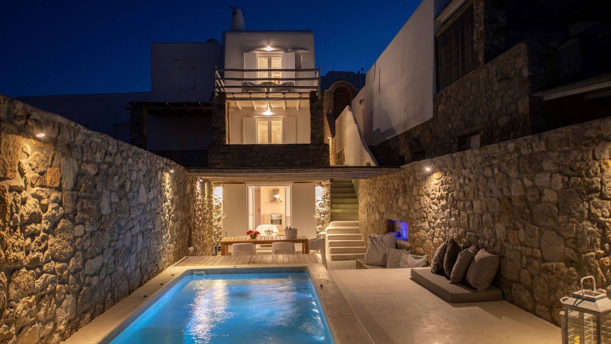 Kanalia Villa | Mykonos Actor’s Villa. 2 bedrooms, private mini-pool