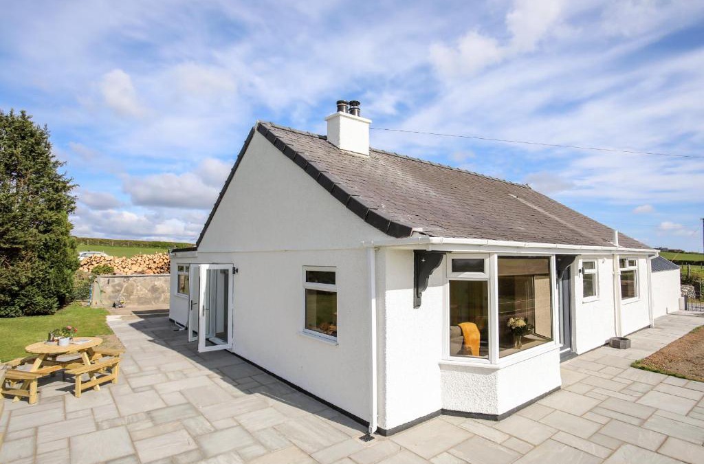 Llanfairpwllgwyngyll House | Mynydd Mwyn