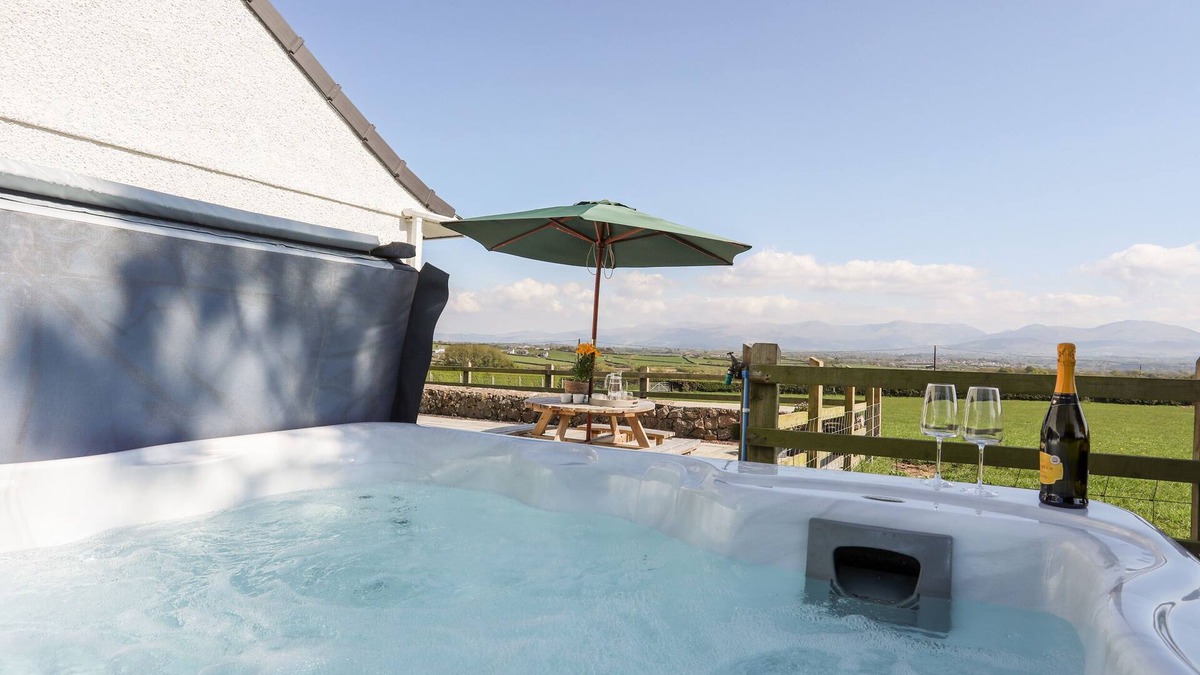 Llanfairpwllgwyngyll Cottage | Mynydd Mwyn