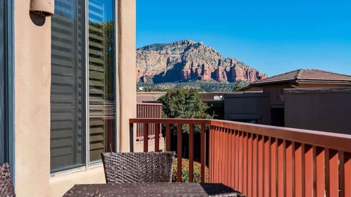 Oak Creek House | Myrinn – Canyon Mesa Club! Relaxing Stay w/Views
