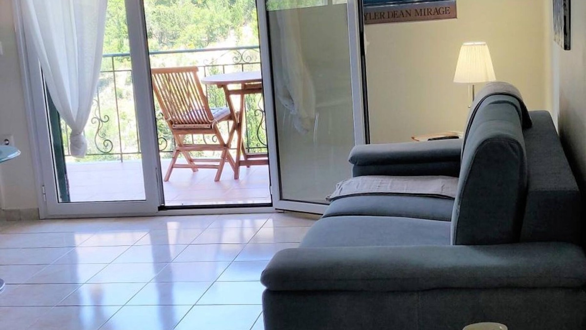 Dhrakata Apartment | Myrtos Cottages Ourania