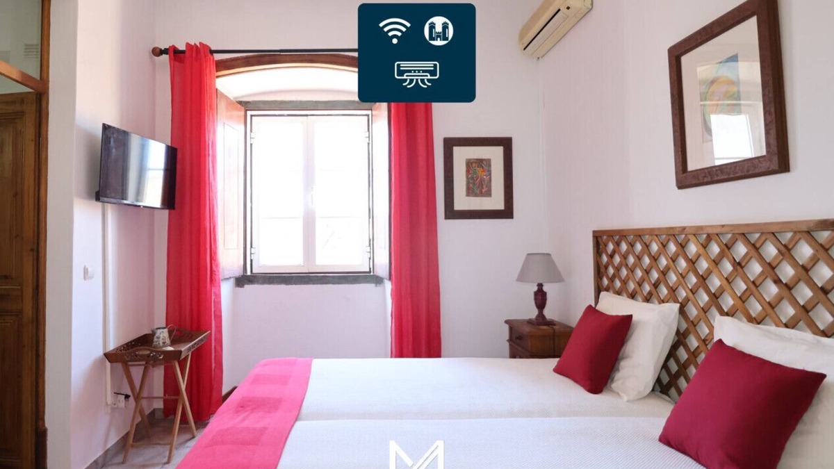 Mertola House | MyStay - The Viscount's House | Twin