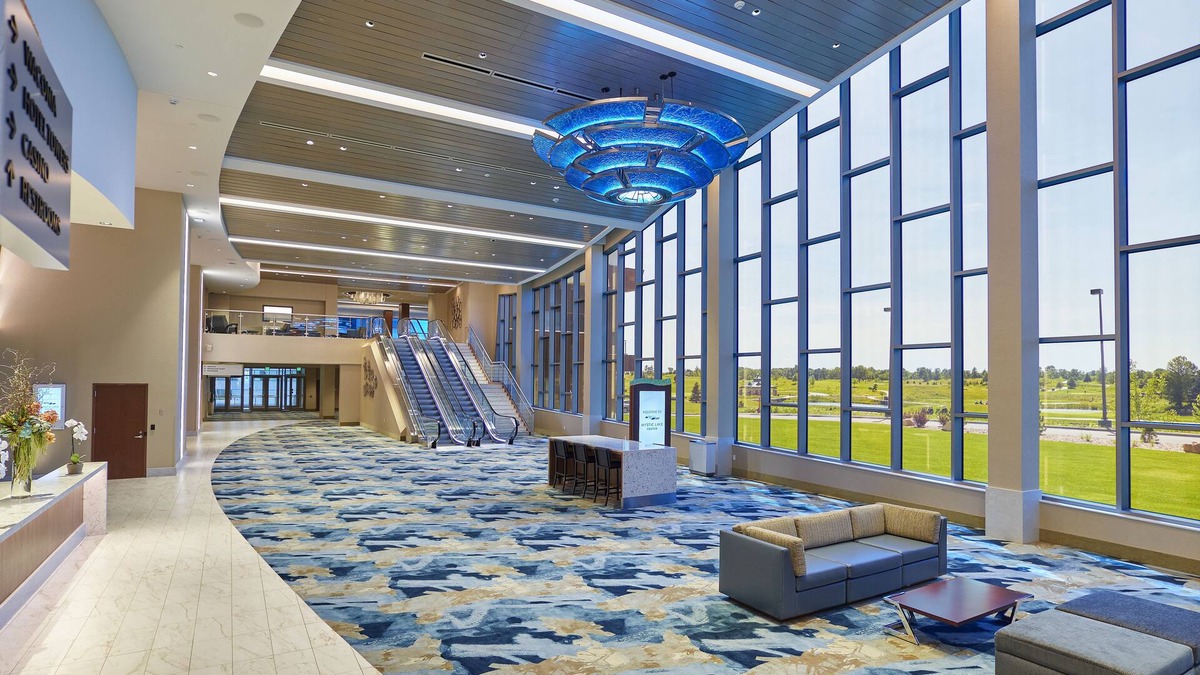 Prior Lake Resort | Mystic Lake Casino Hotel