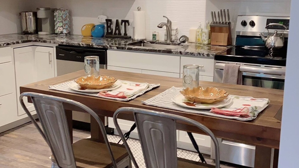 Stonington Apartment | Mystic Surfside Get Away