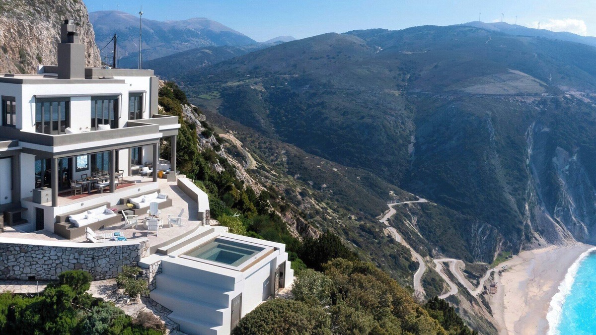 Lefki Villa | Mythos - Three Bedroom Villa, Sleeps 6
