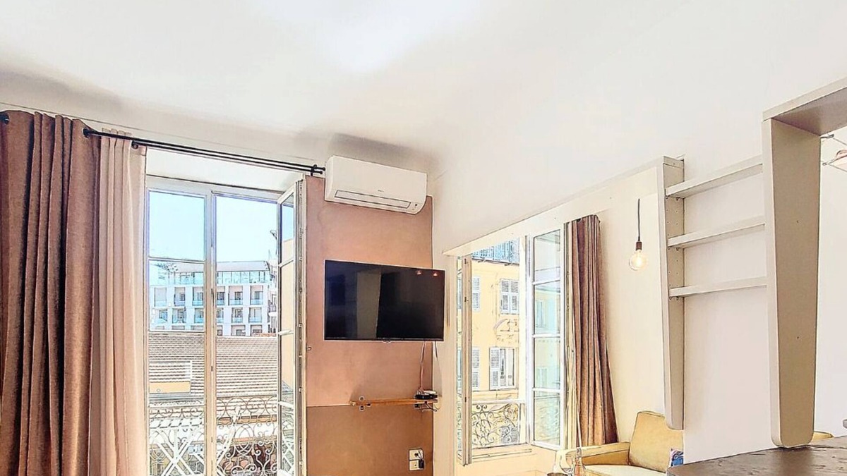 Jean-Medecin Apartment | N&J - CITY TRIP - Central - Balcony