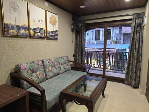 Mallital Apartment | Naini Nest