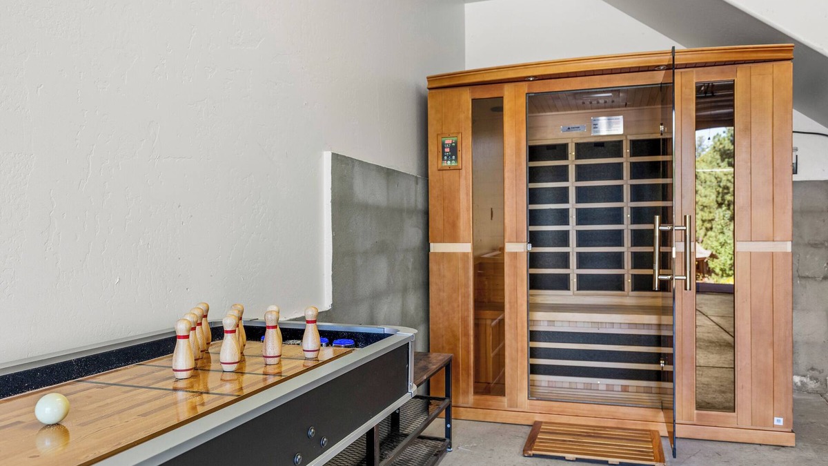 Kachina Village Cabin | Nakai Trail Vacation Rental | 4-BR A-Frame in Kachina Village, Flagstaff | Loft Firepit Game Rm Sauna New Bathroom
