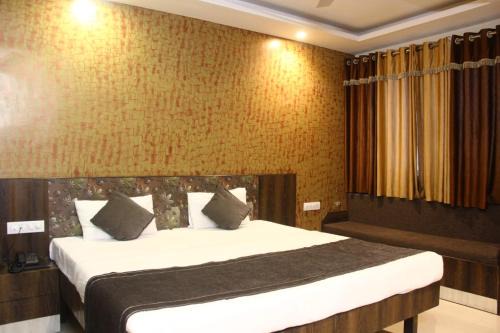 Banswara Hotel | Nakshatra Hotel