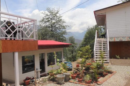 Narainkoti Hotel | Namami Kedara Resort