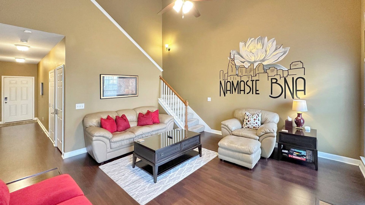 Nashville House | Namaste BNA - 5 mins to Airport