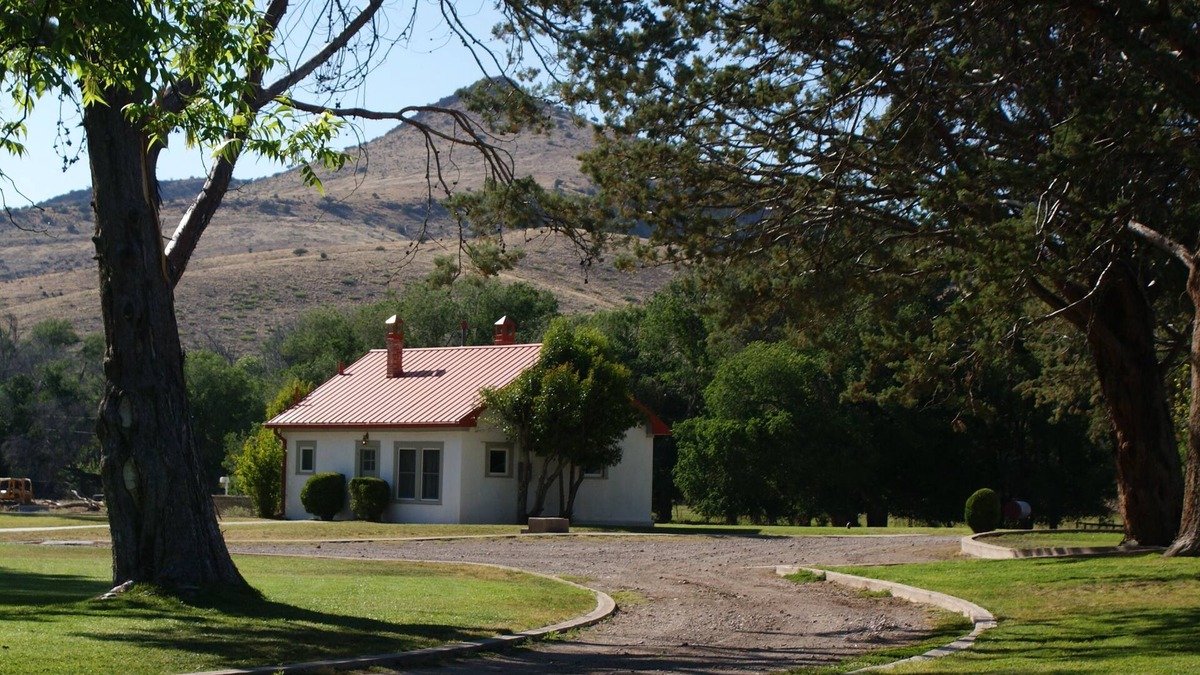 Faywood Cottage | Nan Ranch "old Gardener's Cottage" On Stunning Historic Mimbres Valley Estate