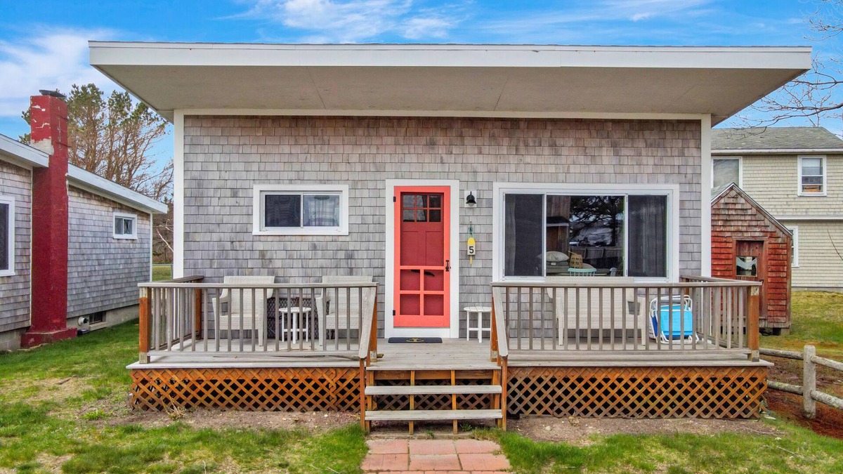 Phippsburg Cottage | Nancy Cottage - Spacious retreat on Popham Beach with A/C!