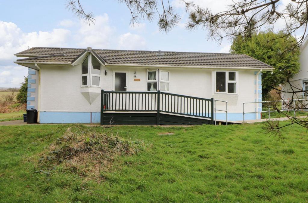 Llanfyrnach House | Nanny Jill's Cabin