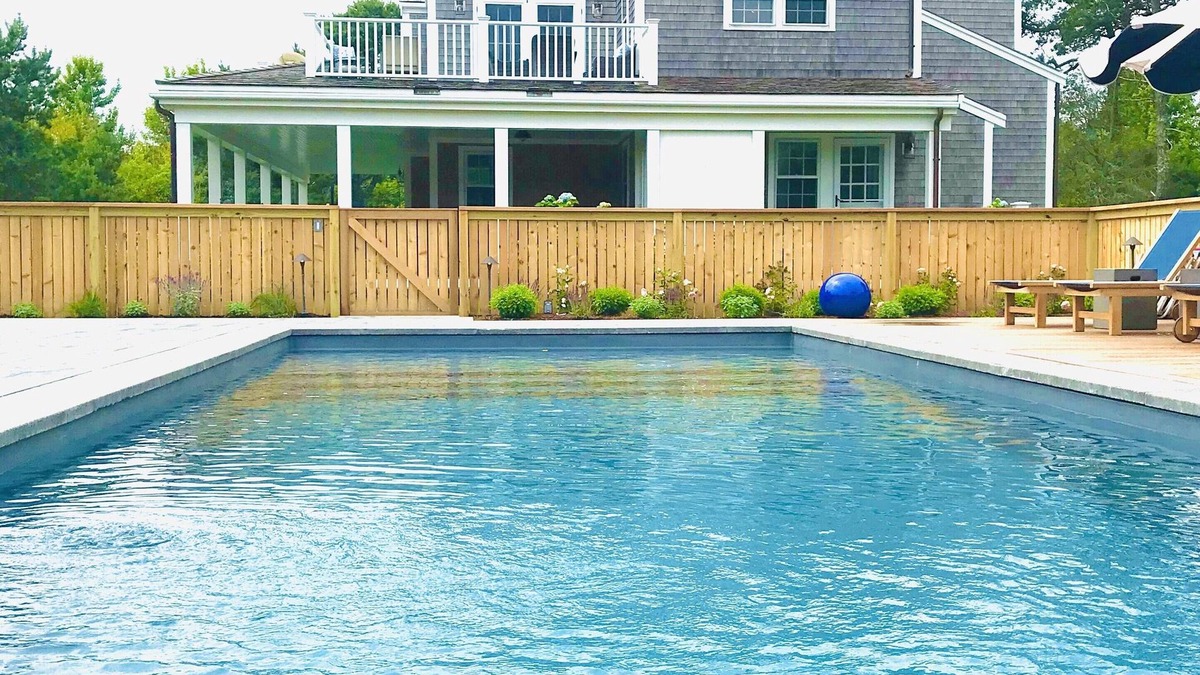Nantucket House | Nantucket Party Pad near Cisco Brewers- 7 bedrooms, 6.5 bathrooms, Pool, Spa, AC