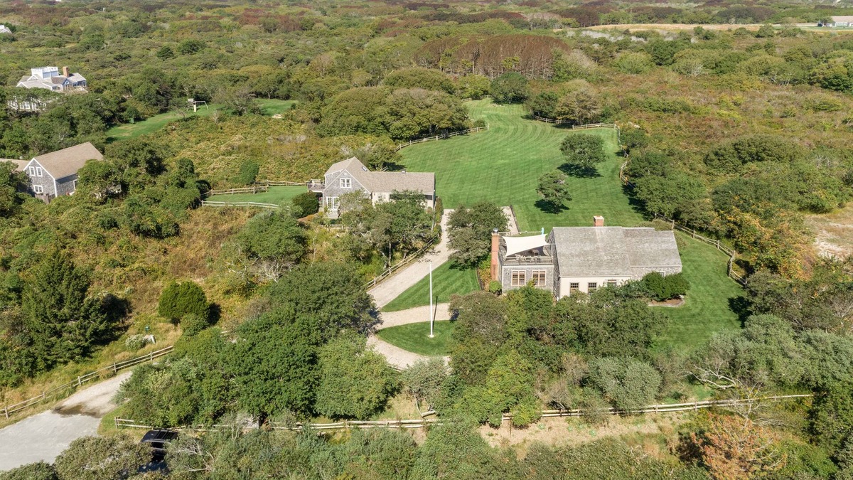 Polpis House | Nantucket Private Oasis - 6BR Pet-Friendly Home, Short Drive to Quidnet Beach