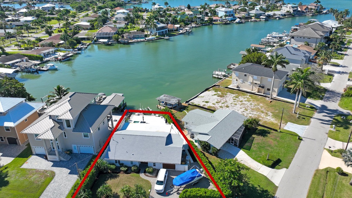 Isles of Capri House | Naples, Isles Of Capri & Marco Island area, Pool/Hot Tub & Bay View
