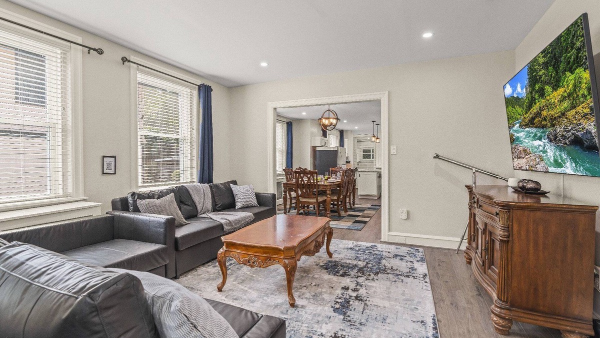 Merion Station Apartment | Narberth 3BR: King Bed, Garage, EV Charger, Gym, Yard, AC, Laundry, Walk to Rail