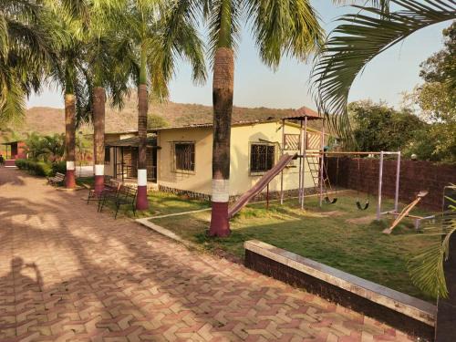 Murud House | Nargis Farm Resort