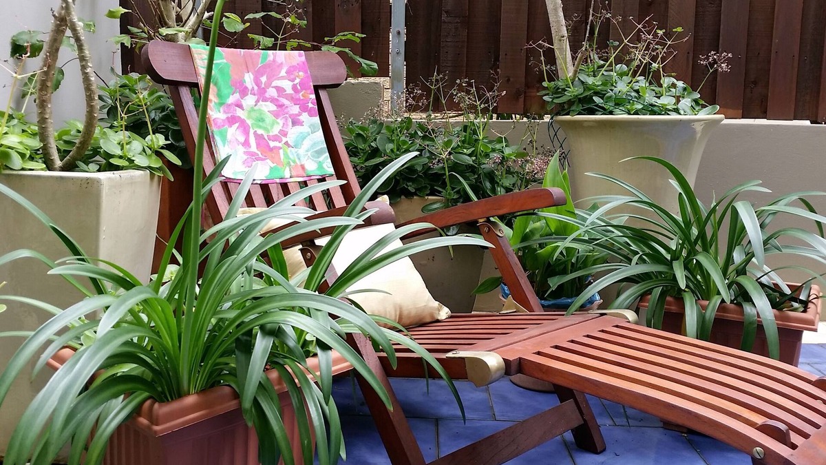 Narrabeen House | Narrabeen T/H, Master B/R, 2nd B/R x 1 Bed/Office Space, Shop, Bus, Surf 100m