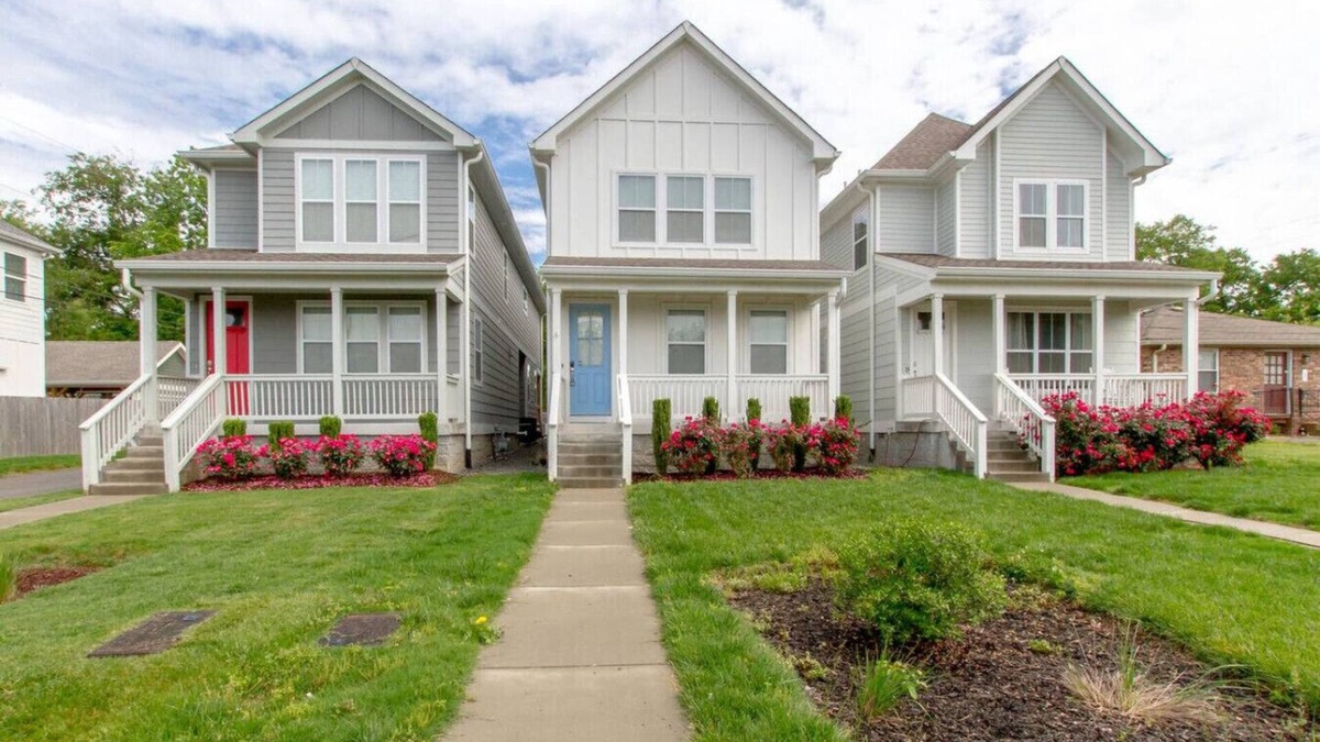The Nations House | Nashville Charmer - The Nations - Big Luxury Home