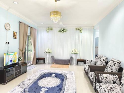 Temerloh House | NASUHA HOMESTAY 2 TEMERLOH Semi-D House, 4 Bedroom, 2 Bathroom, 4 Unit Aircond, Njoy