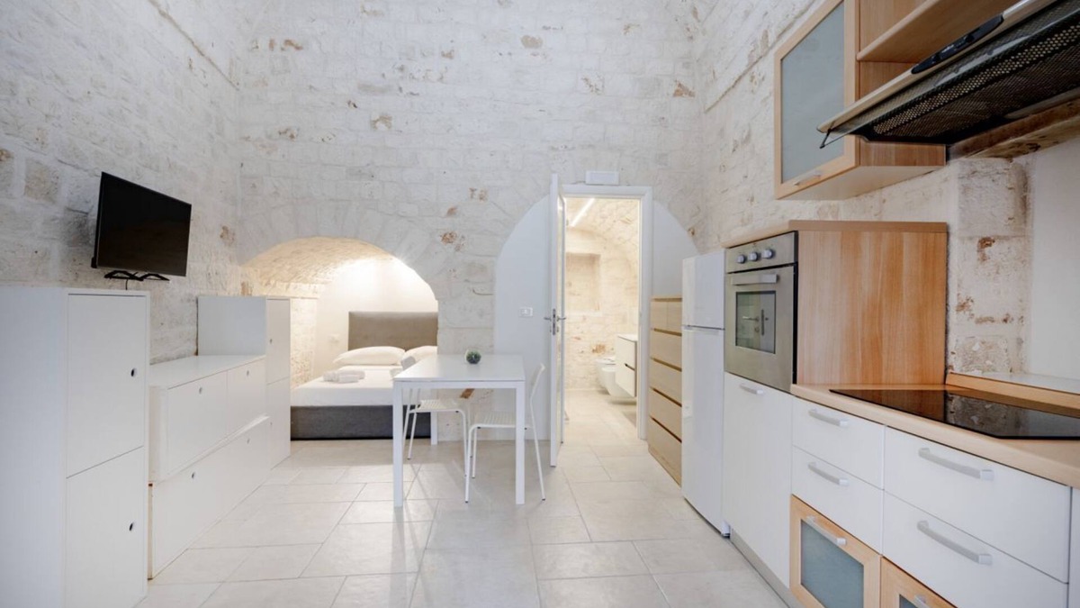Casamassima Apartment | Nathan House - Cozy Stone Apartment