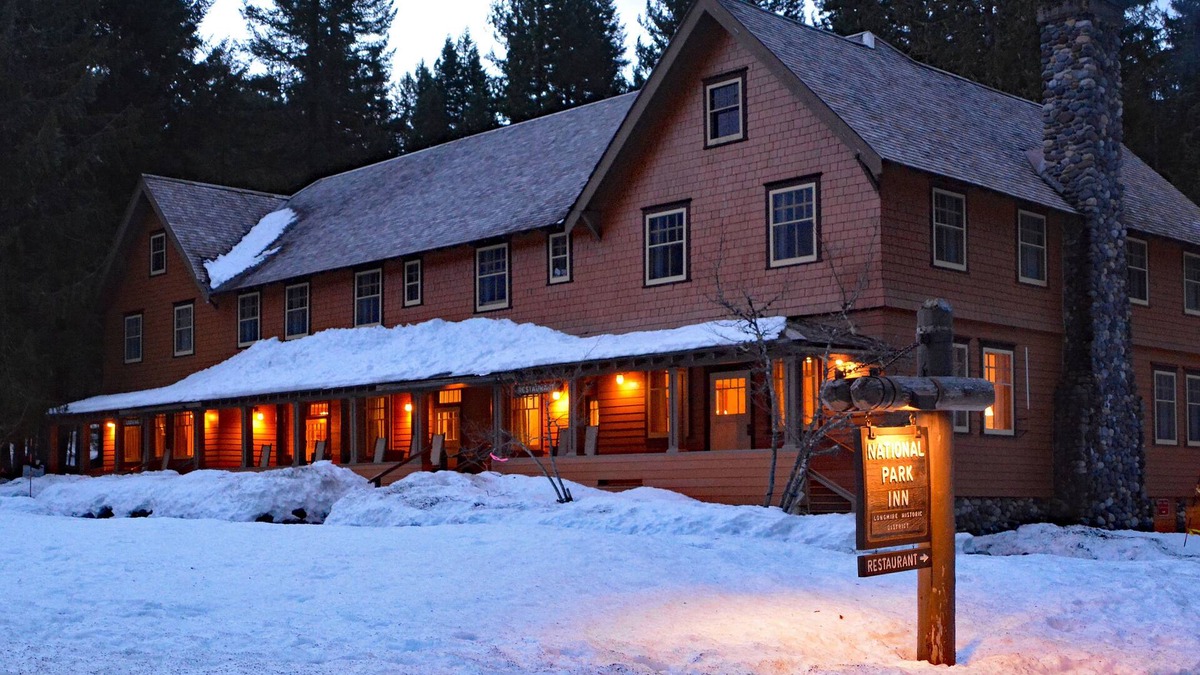 Longmire Hotel | National Park Inn