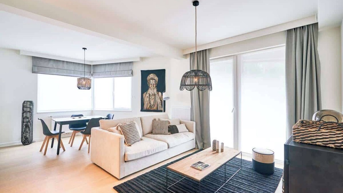 Plasky Apartment | NATO&EU 1BR Aprt- Free Luggage Room