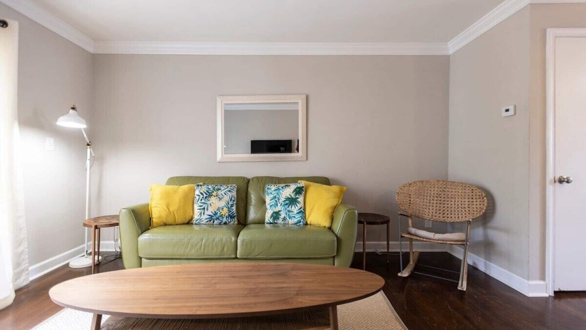Northeast Virginia Beach House | Natural Beauty A - 3min walk to beach