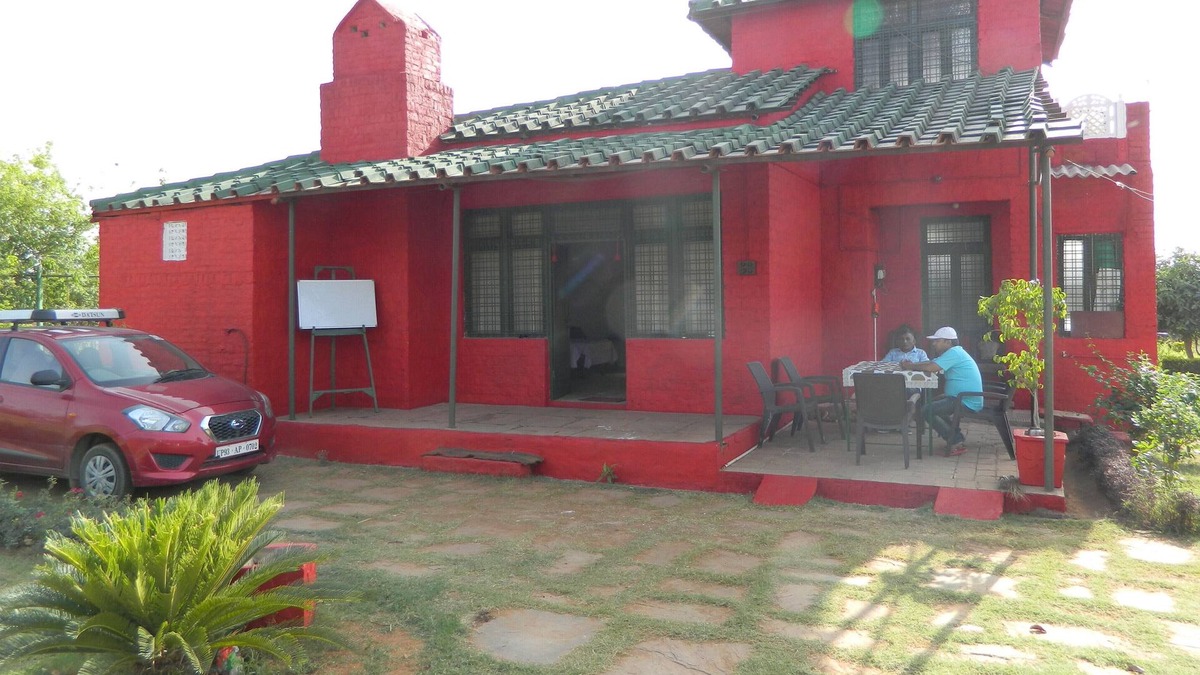 Nivari Other | Natural organic farmhouse