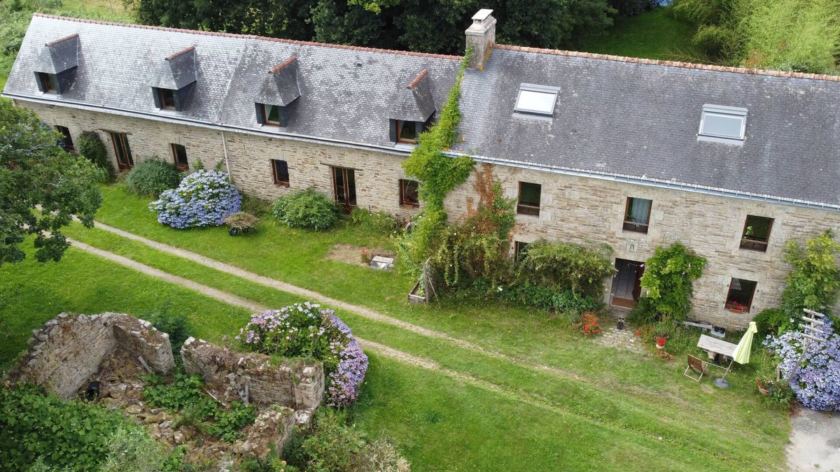 Querrien House | Nature and river | Ideal for 2 families