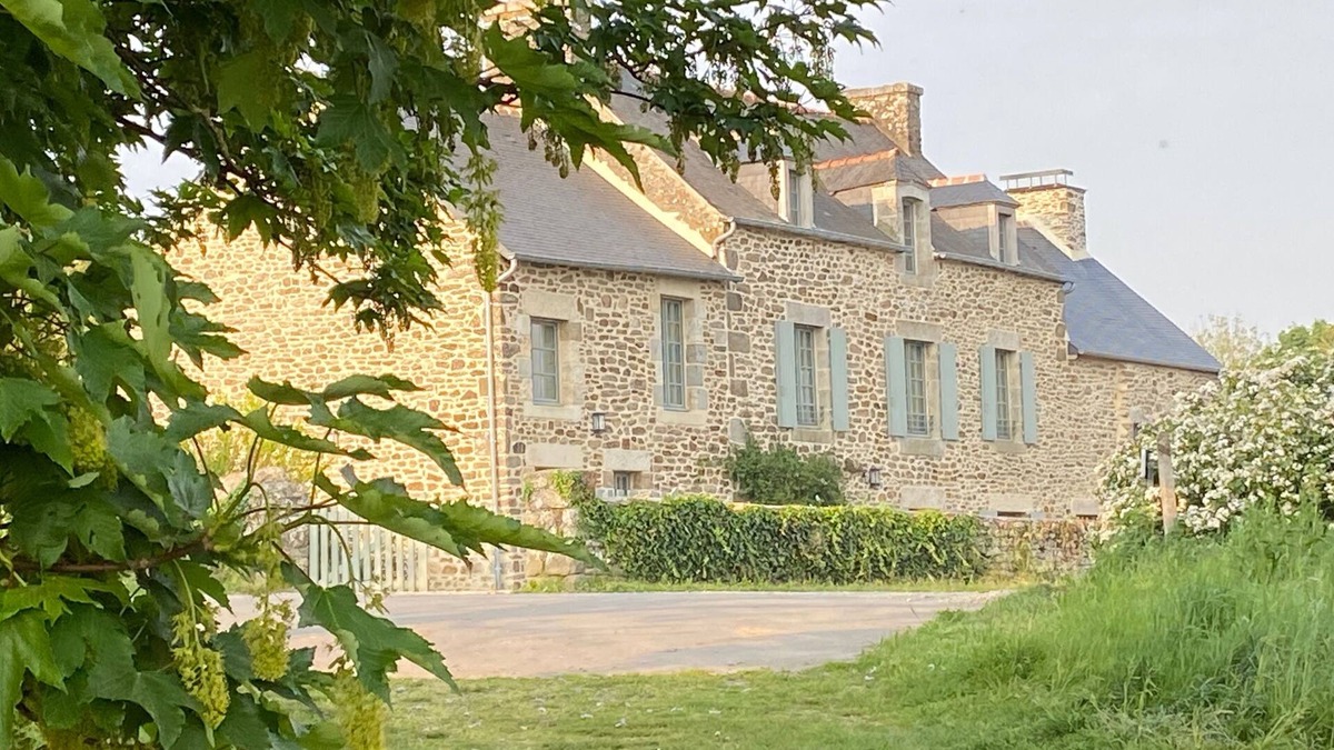 Plouer-sur-Rance House | Nature, Authenticité, et art de Vivre Dans une Jolie Maison sur la Rance
