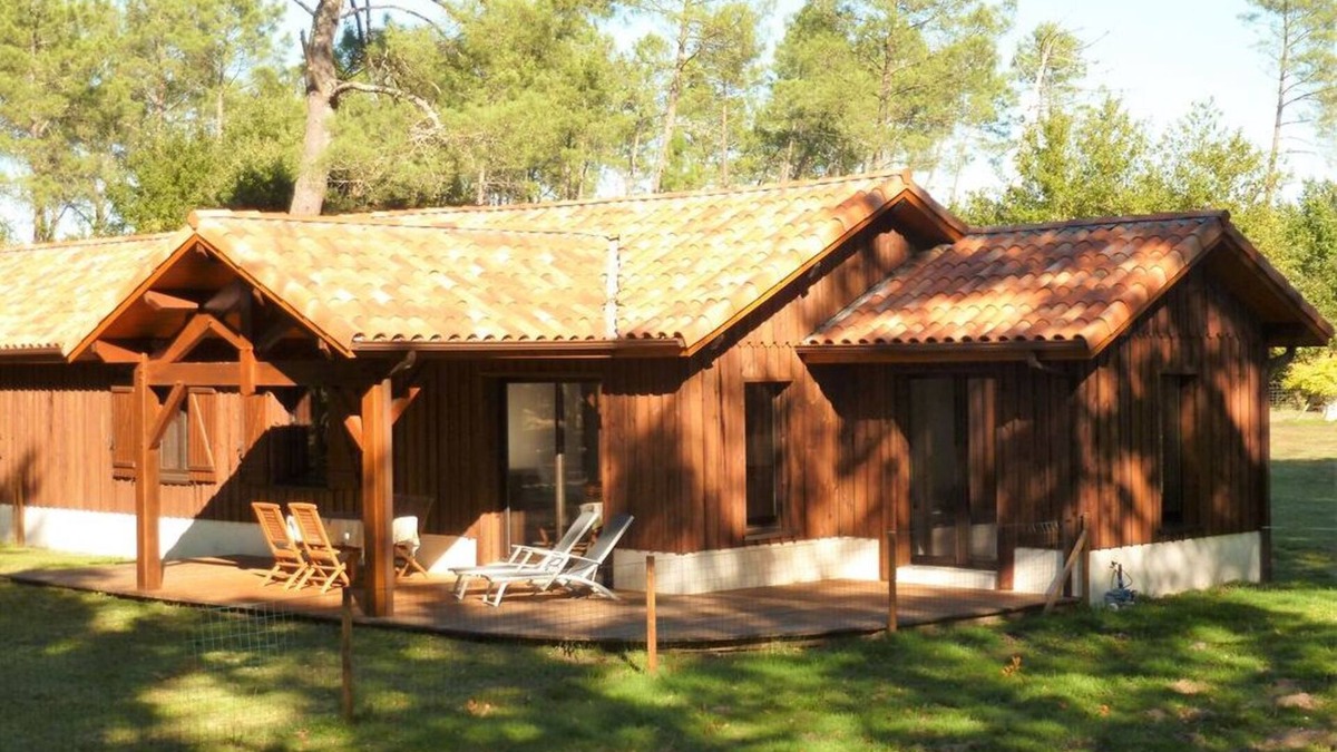 Pissos Ski Chalet | Nature chalet with private indoor Jacuzzi.