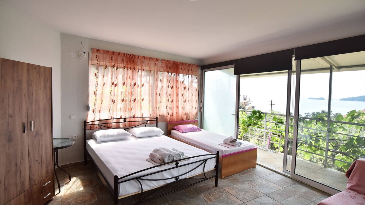 Golden Beach Apartment | Nature Lovers-Golden Beach-Triple room with View & Balcony