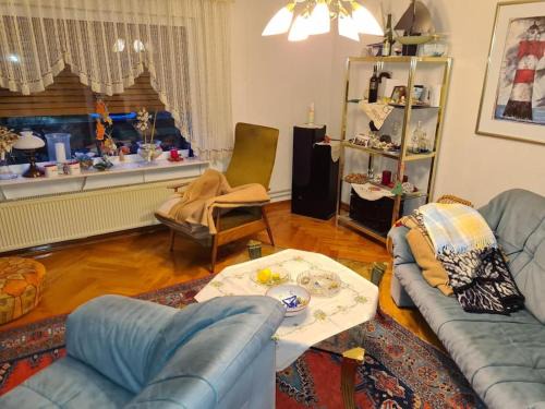 Mittenaar Apartment | Nature Park, 2 Double, 1 sofa for sleeping in 3 rooms, Kitchen, Bathroom