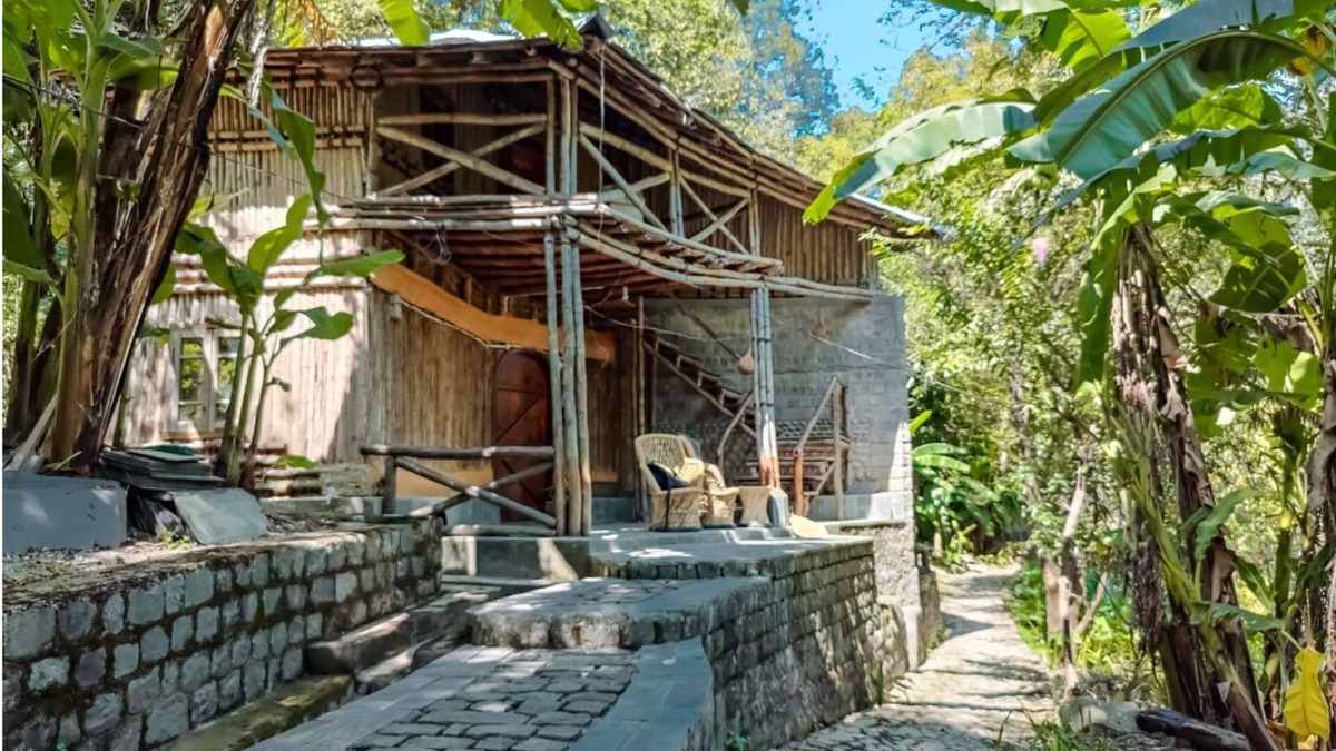 Dharamshala Cottage | Nature Stay in Bamboo cottage with Food, Yoga & Meditation in Dharamshala