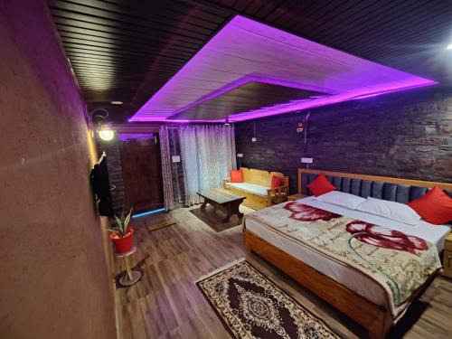 Pauri House | Nature Villaas BASA HOMESTAY