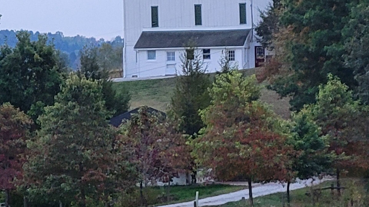 Ligonier House | Nature’s Haven. 3BR Barn suite, all conveniences of home, walk to town,
