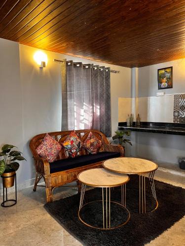 Mukteshwar Apartment | Naturescape Villa with Terrace