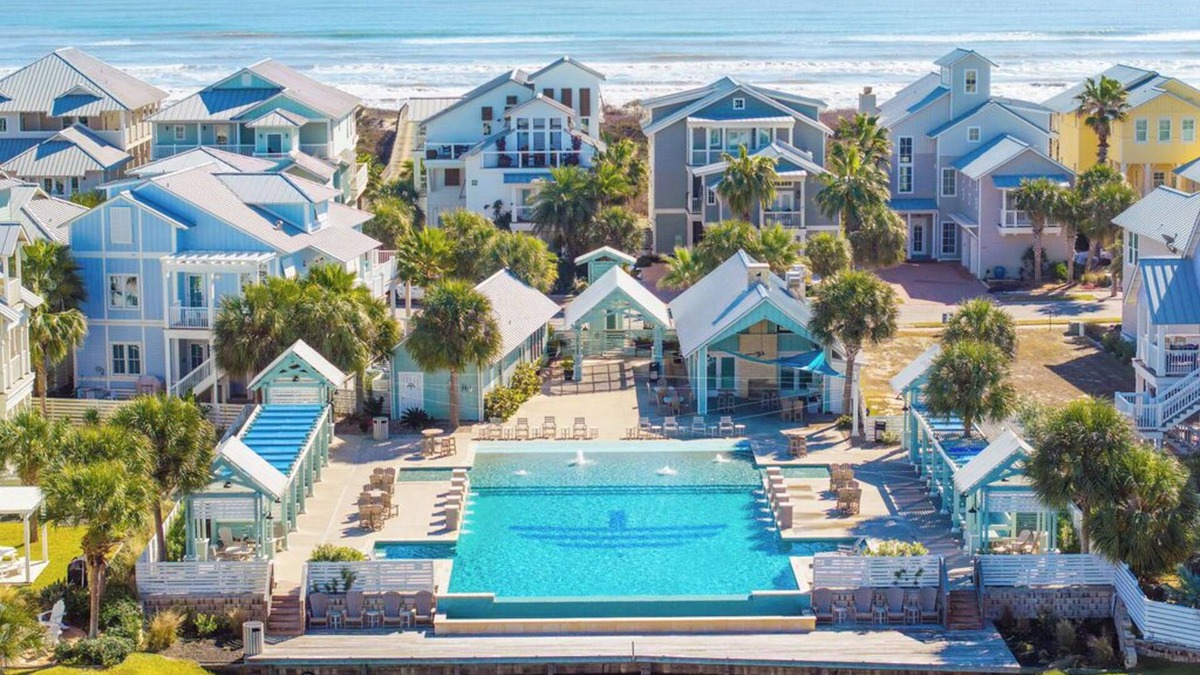 Cinnamon Shore Condo | Nautical Launch TC 1207