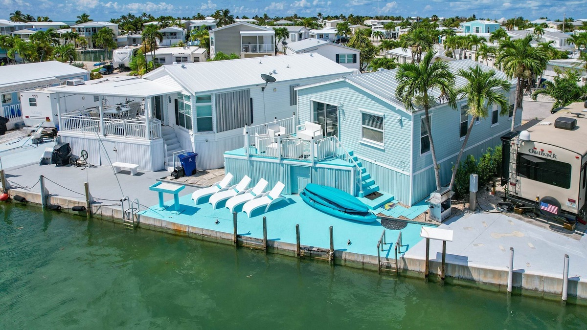 Cutthroat Harbor Estates Cottage | NAUTILUS.ocean front cottage retreat ~