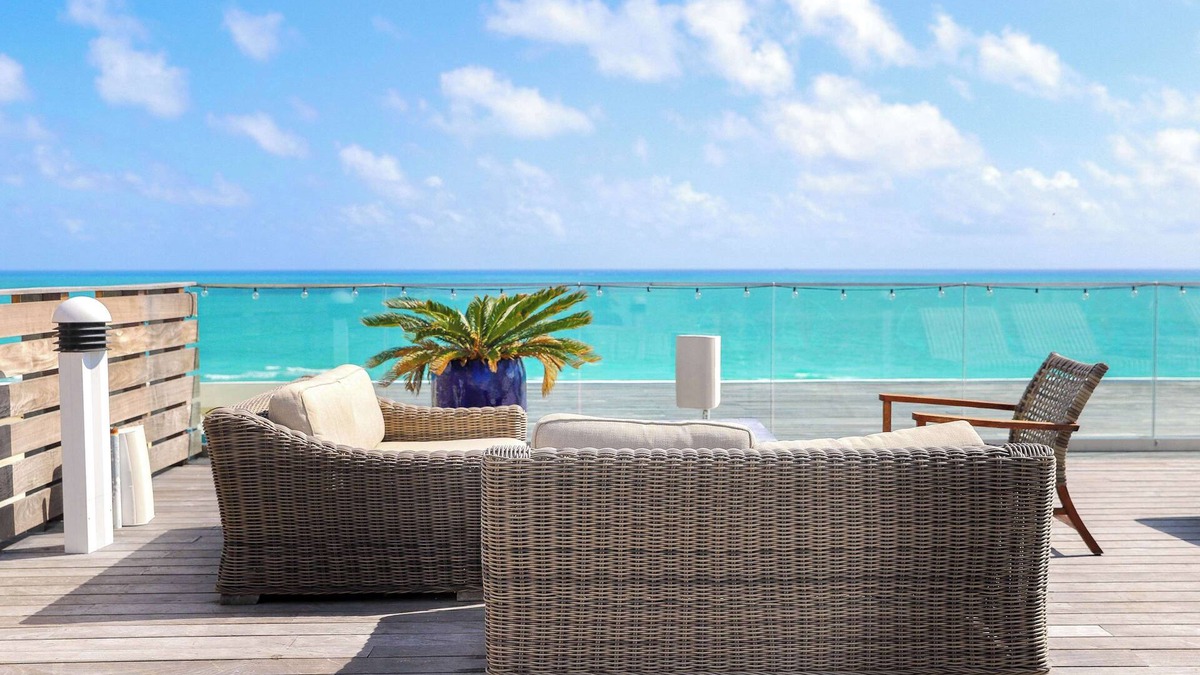 City Center Hotel | Nautilus Sonesta Miami Beach
