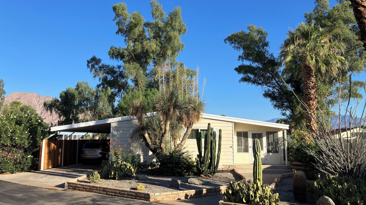 Borrego Springs House | nDesert Escape: 2BR/2BA at Roadrunner Golf and Country Club. Golf cart included!